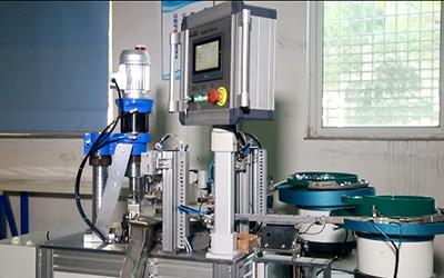 Riveting machine