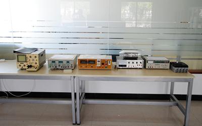 Components testing equipment