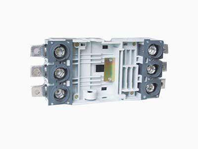 Plug-in device DAM1-160-3P in front of board
