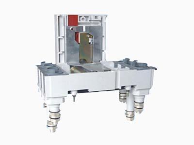 Draw-out device DAM1-800 3P back of board
