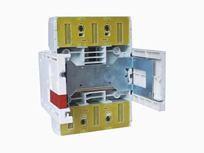 Draw-out device DAM1-400 3P back of board